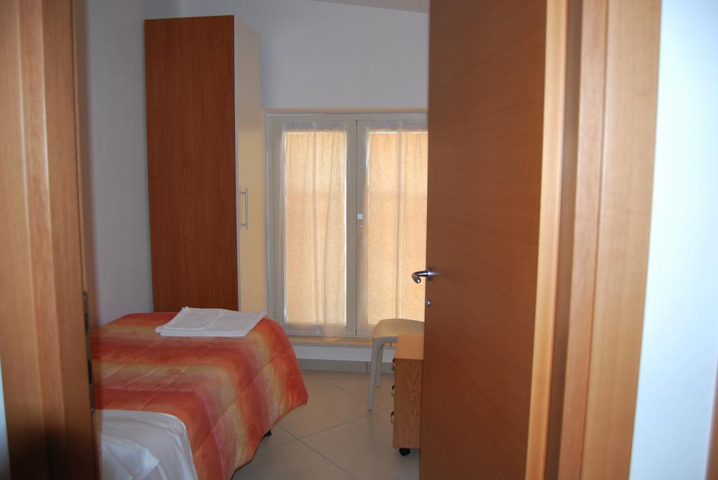 Hotel Europa Nereto Szoba fotó